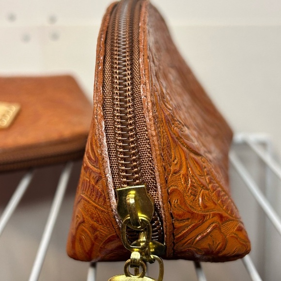 COSMETIC BAG & COIN Bag, LEATHER Cosmetic Pouch, Hand tooled Leather, Artesanal - Picture 11 of 11